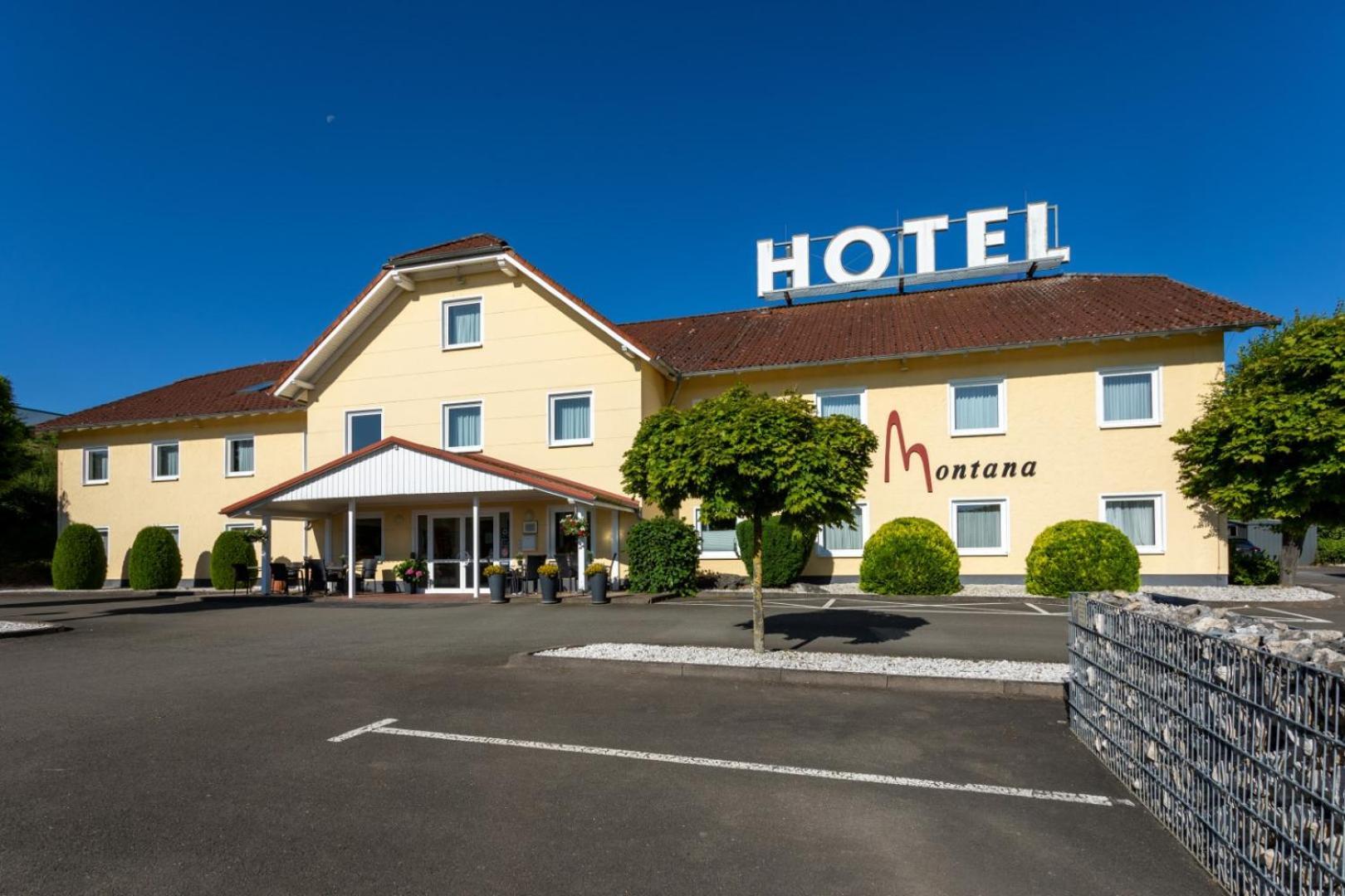 Hotel Montana Diemelstadt Eksteriør bilde