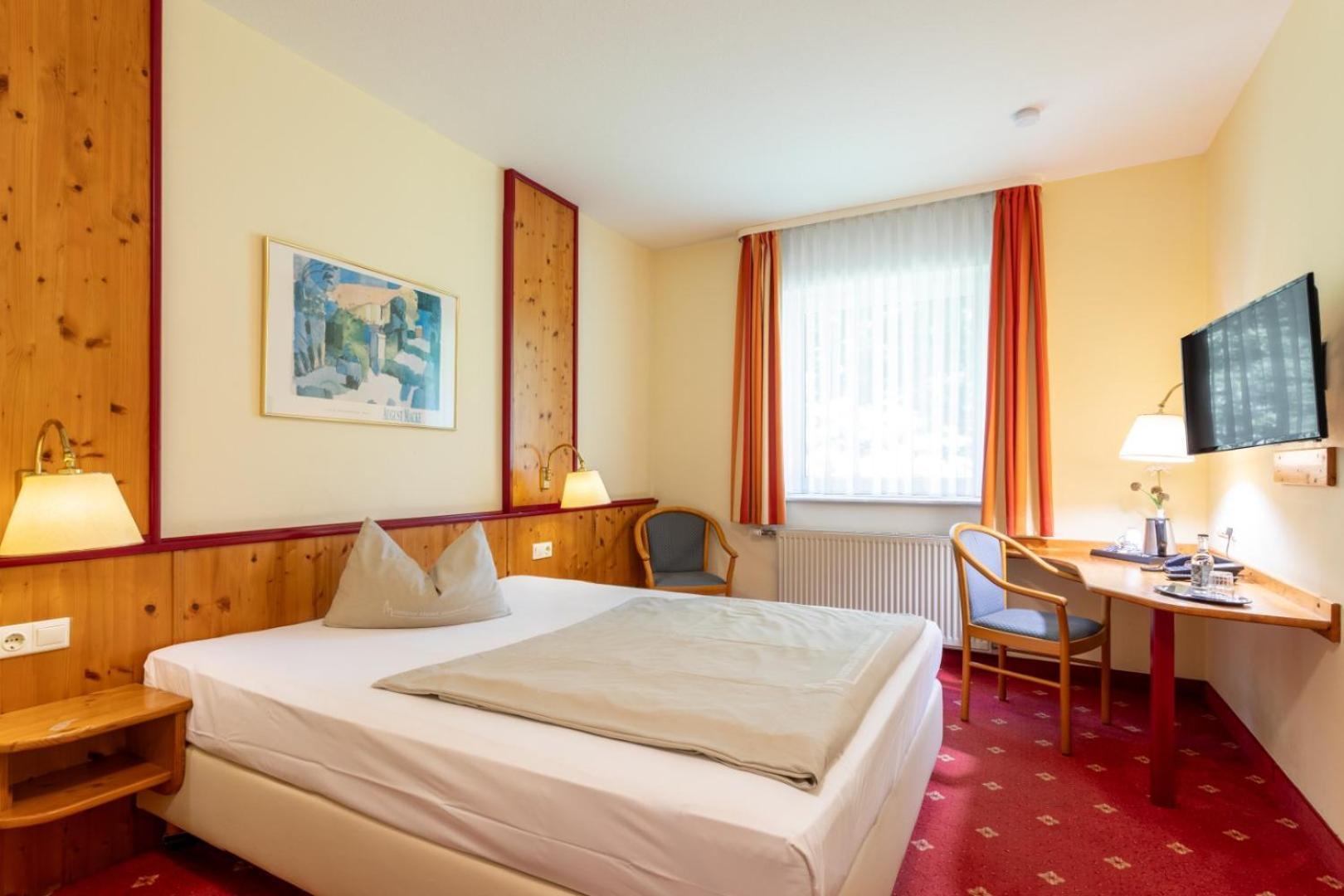 Hotel Montana Diemelstadt Eksteriør bilde